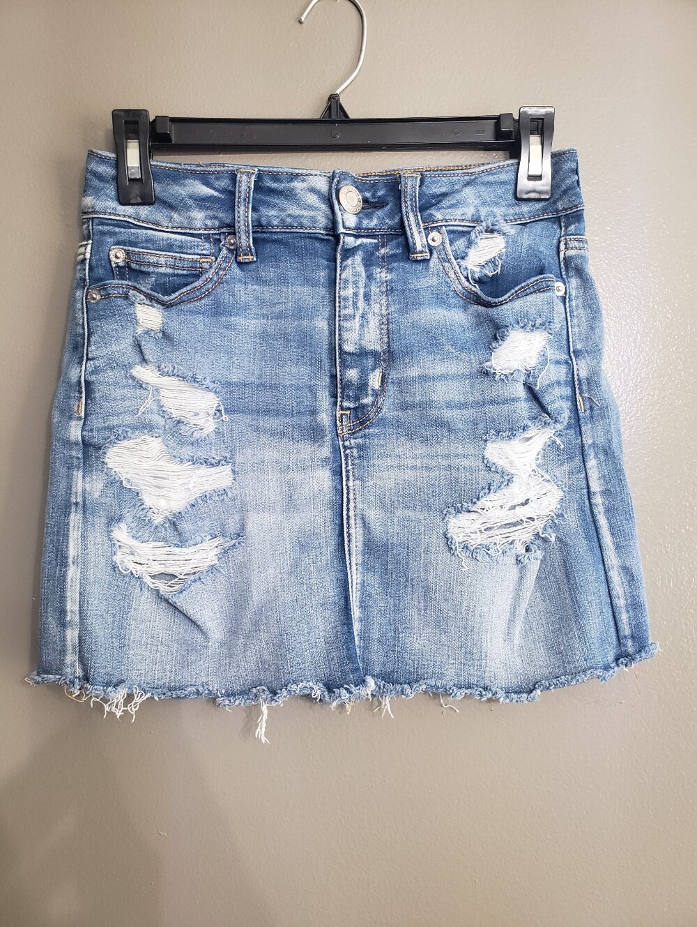 American Eagle Womens Jean Mini Skirt Distressed Size 4 Medium Wash